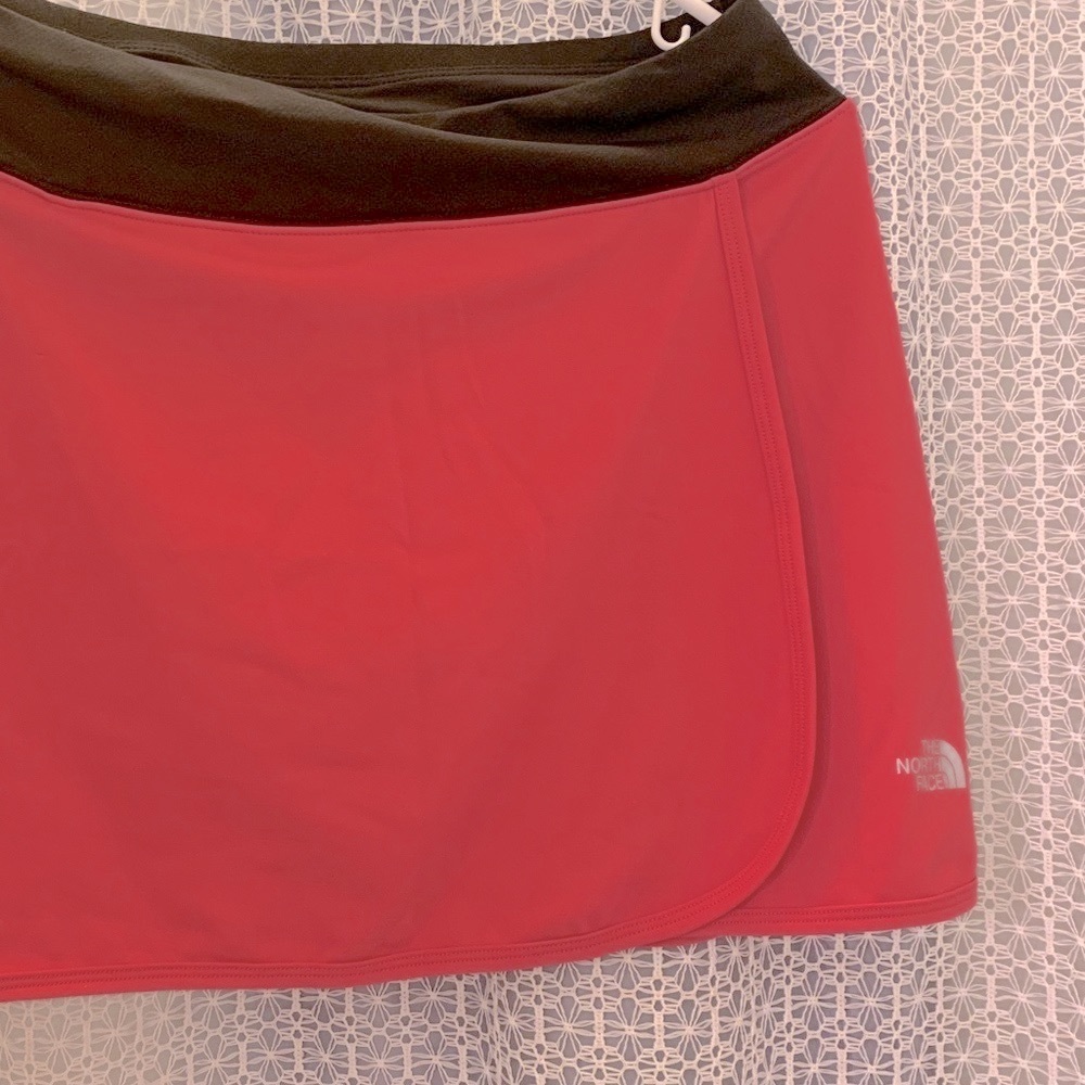 North Face Skort - Picture 2 of 5